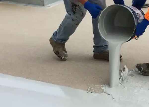 انواع عایق رطوبتی پلی یورتان-دکومال نوین